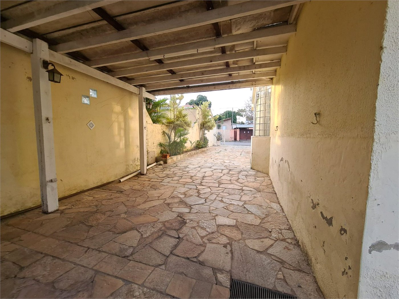 Casa à venda com 3 quartos, sendo 1 suíte, no Centro, Araçoiaba da Serra, SP
