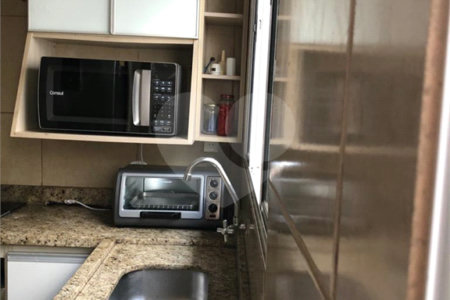 Casa à venda com 3 quartos, sendo 1 suíte,  em Vila Suissa, Mogi das Cruzes, SP
