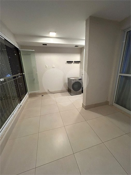 Apartamento à venda com 3 quartos, sendo 1 suíte, em Vila Andrade, São Paulo, SP