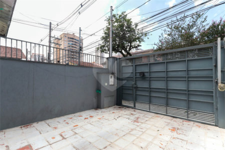 Sobrado à venda com 2 quartos, sendo 1 suíte, em Chácara Santo Antônio, São Paulo, SP