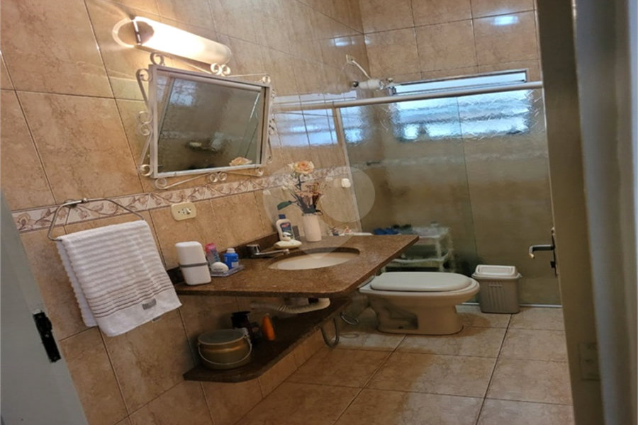 Casa Térrea à venda com 5 quartos, sendo 2 suítes,  em Jardim Aricanduva, São Paulo, SP
