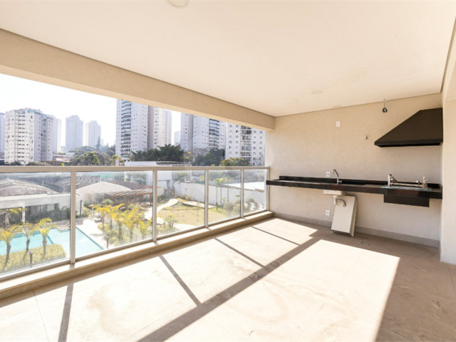 Apartamento à venda com 3 quartos, sendo 1 suíte,  em Vila Sofia, São Paulo, SP