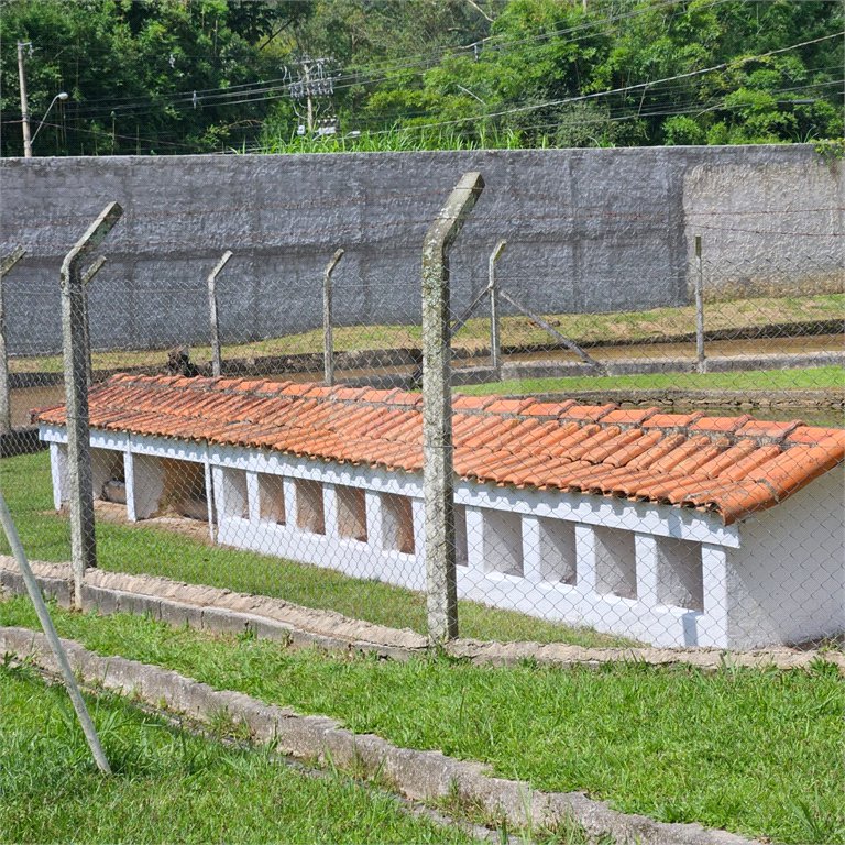 Sítio à venda com 2 quartos, sendo 1 suíte,  em Alto da Serra (mailasqui), São Roque, SP