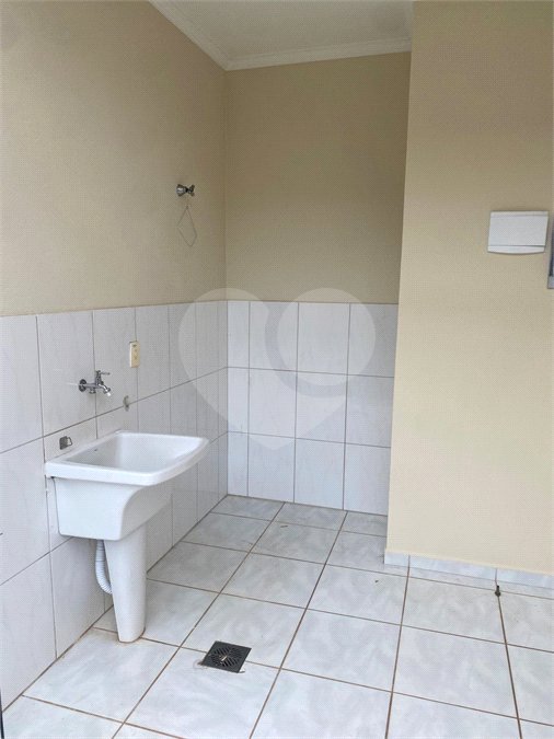 Casa para alugar com 3 quartos, sendo 1 suíte, no condomínio Reserva da Mata, Vinhedo - SP