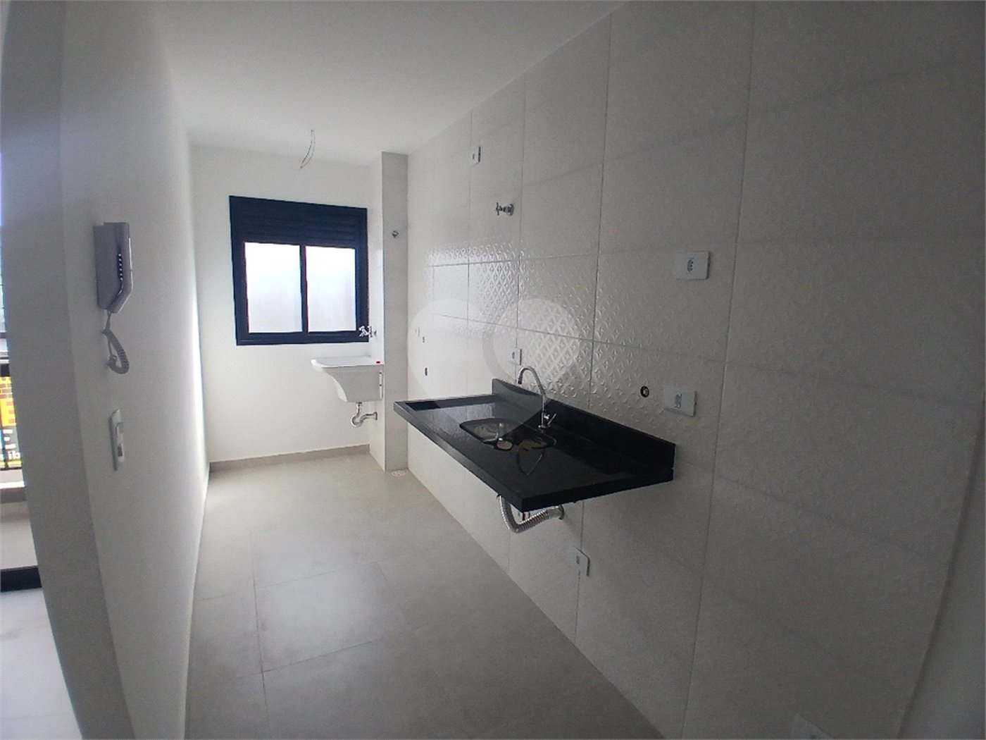 Casa à venda com 1 quarto no condomínio Sintra, São Paulo - SP