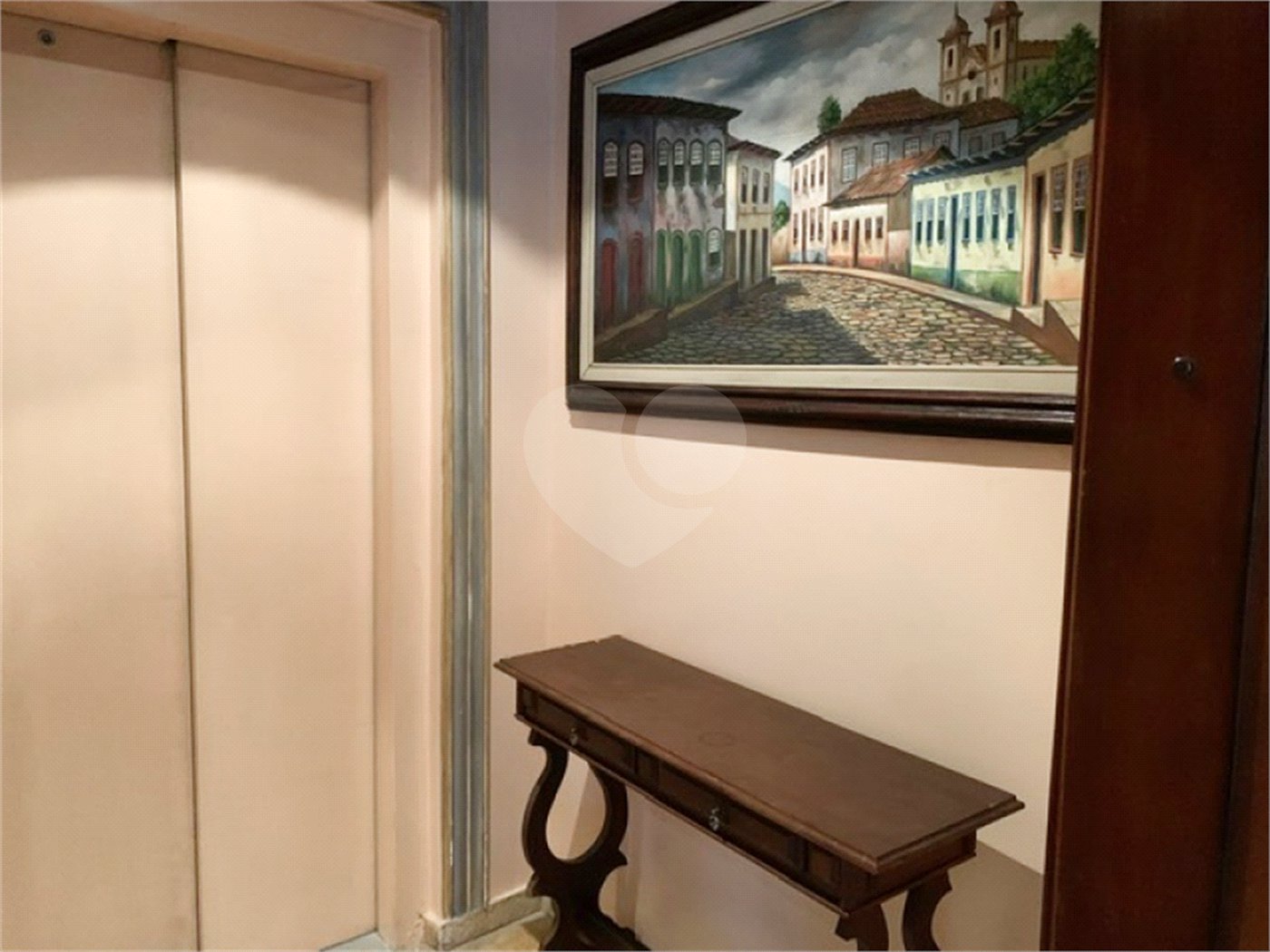 Apartamento à venda com 3 quartos, sendo 1 suíte, em Alto da Boa Vista, São Paulo, SP