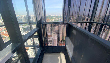 Apartamento à venda com 3 suítes em Jardim das Acácias, São Paulo, SP