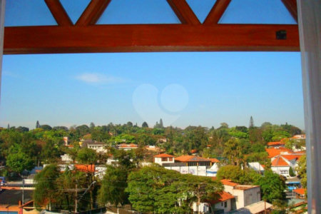 Sobrado à venda com 3 quartos, sendo 1 suíte, em Brooklin Velho, São Paulo, SP