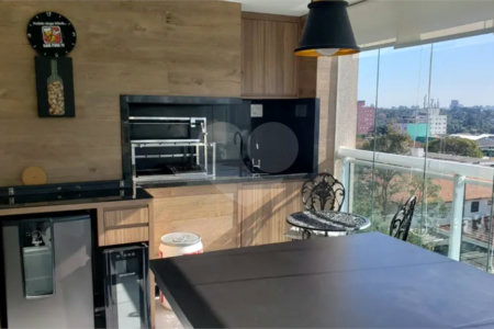 Apartamento à venda com 3 suítes em Vila Alexandria, São Paulo, SP