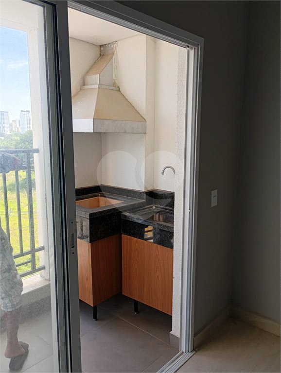 Apartamento à venda com 3 quartos, sendo 1 suíte,  em Parque Campolim, Sorocaba, SP