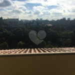 Casa à venda com 5 quartos, sendo 4 suítes, no condomínio Jardim Vitória Régia, São Paulo - SP