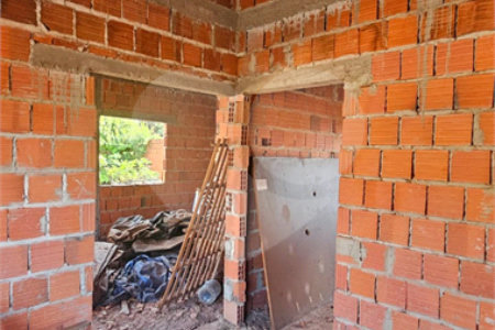 Casa à venda com 3 quartos, sendo 1 suíte, em Vila Áurea, Ponta Porã, MS