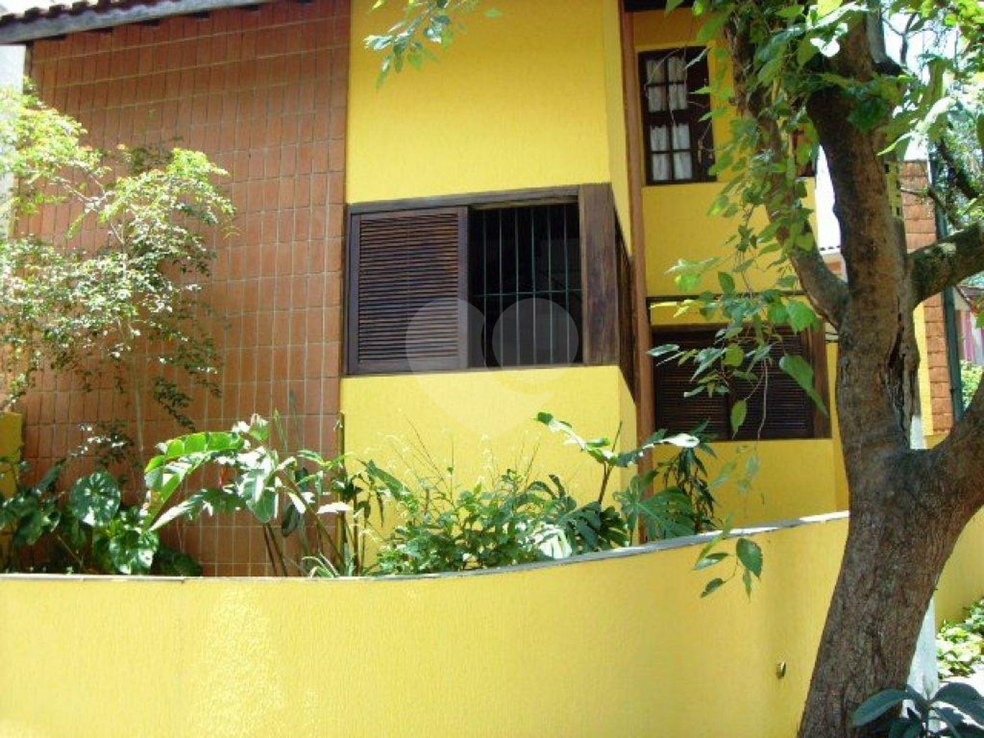 Casa à venda com 3 quartos, sendo 1 suíte,  no condomínio Jardim Hipico, São Paulo - SP