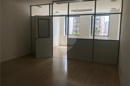 Sala à venda em Cidade Monções, São Paulo, SP