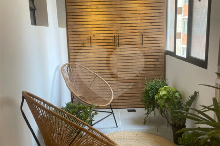 Apartamento à venda com 2 suítes em Pinheiros, São Paulo, SP