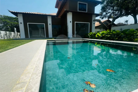 Casa à venda com 5 suítes em Marina, Armação dos Búzios, RJ