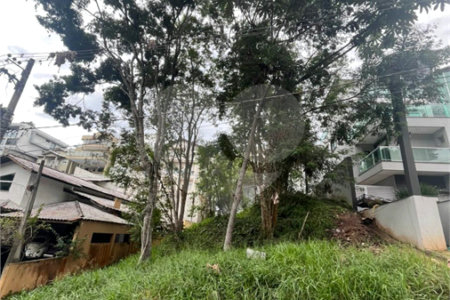 Terreno à venda no condomínio Brisa 1, Mogi das Cruzes - SP