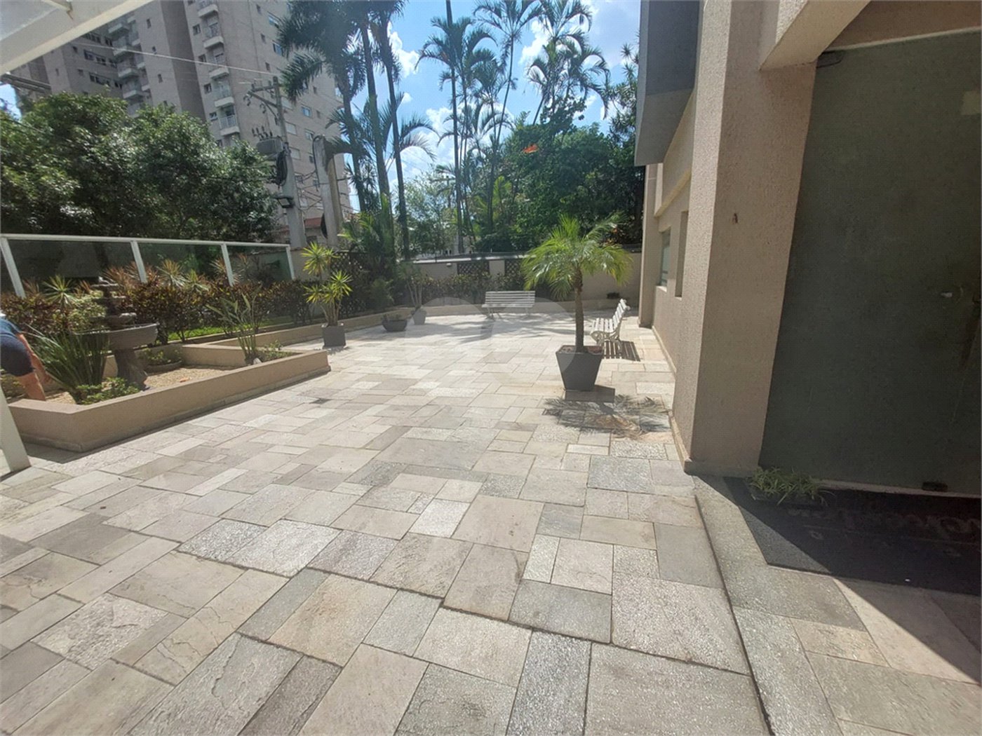 Apartamento à venda com 3 quartos, sendo 1 suíte, em Vila Cordeiro, São Paulo, SP