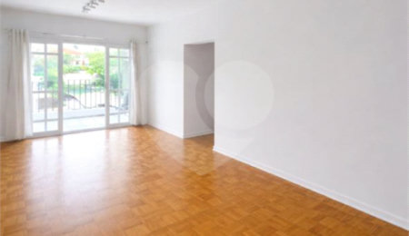 Apartamento à venda com 2 quartos, sendo 1 suíte,  em Vila Mariana, São Paulo, SP