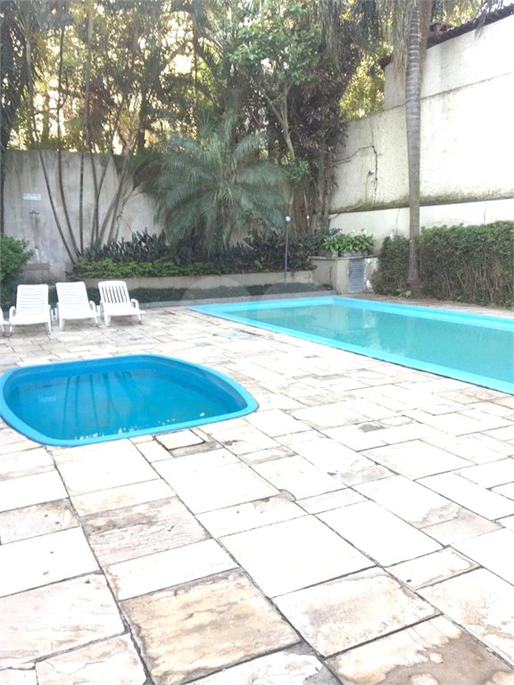 Apartamento 2 quartos - Campo Belo.