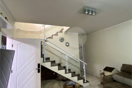 Casa à venda com 3 quartos, sendo 1 suíte, em Jardim Santa Clara, Guarulhos, SP