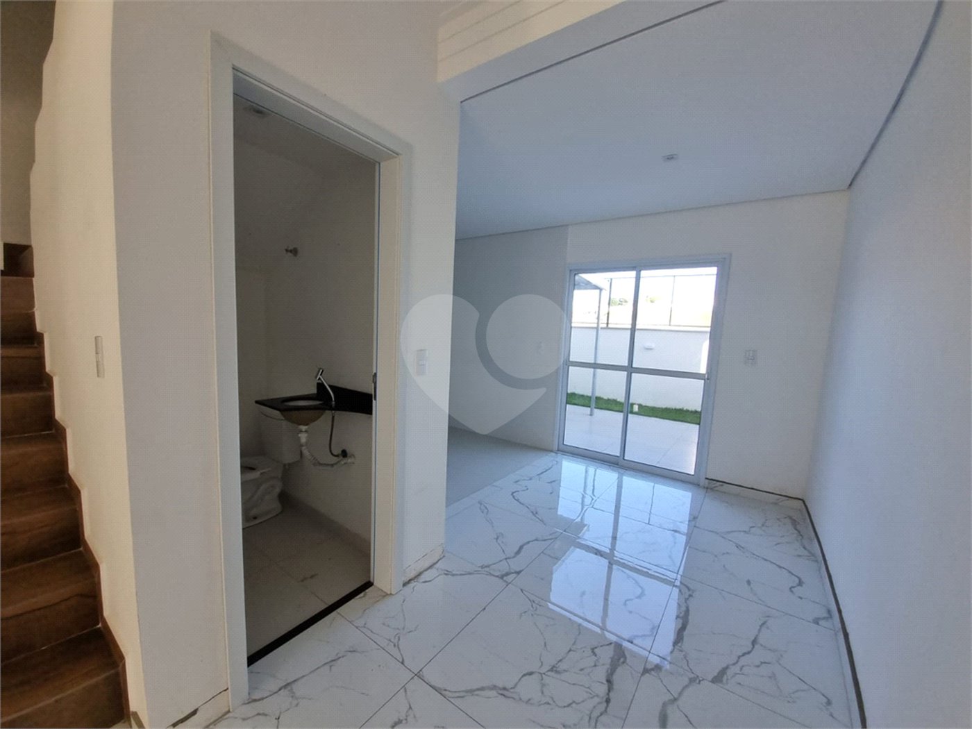 Casa à venda com 2 suítes no condomínio Residencial Américo Figueiredo, Sorocaba - SP