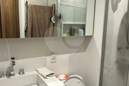 Apartamento à venda ou para alugar com 1 suíte em Pinheiros, São Paulo, SP