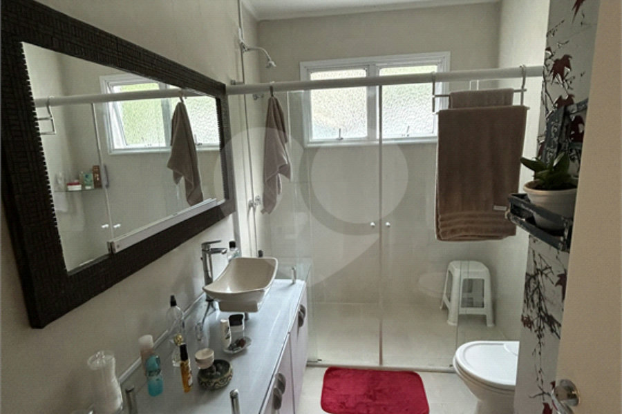 Casa à venda com 3 quartos, sendo 1 suíte, no condomínio Alpes da Cantareira, Mairiporã - SP