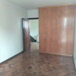 Casa à venda com 4 quartos, sendo 2 suítes, em Jardim das Vertentes, São Paulo, SP