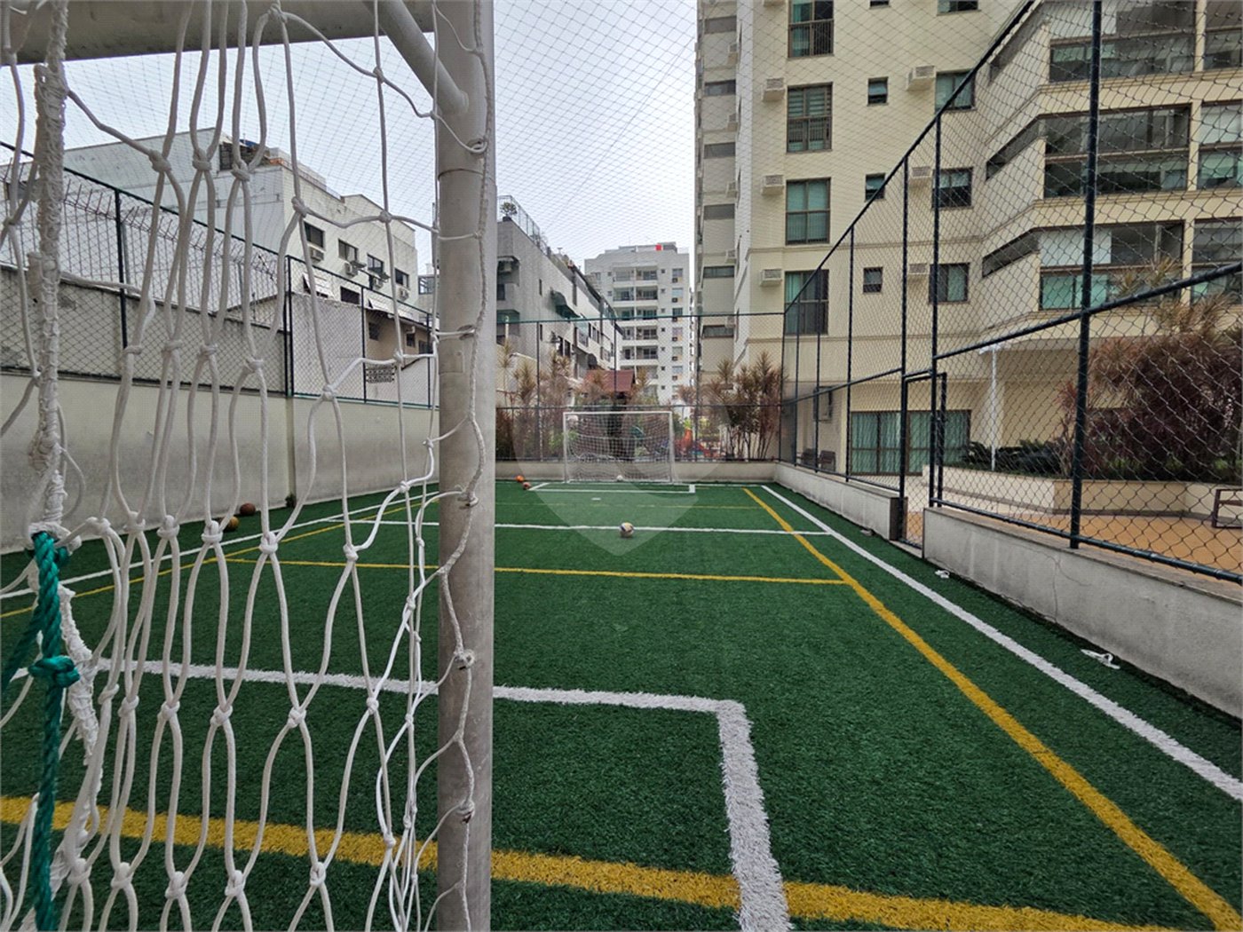Cobertura à venda ou para alugar com 4 quartos, sendo 1 suíte,  em Tijuca, Rio de Janeiro, RJ