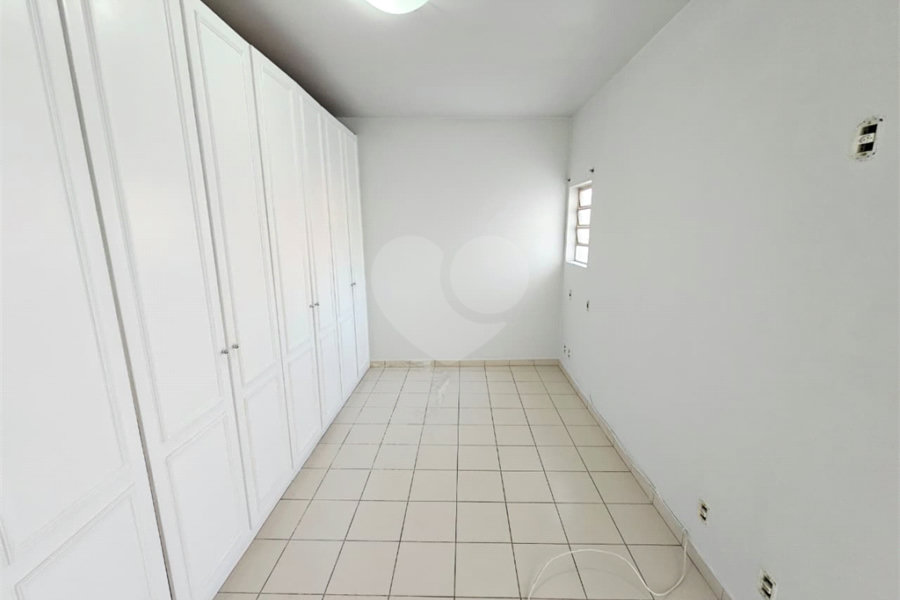 Sobrado à venda com 4 quartos, sendo 1 suíte, em Vila Guilherme, São Paulo, SP