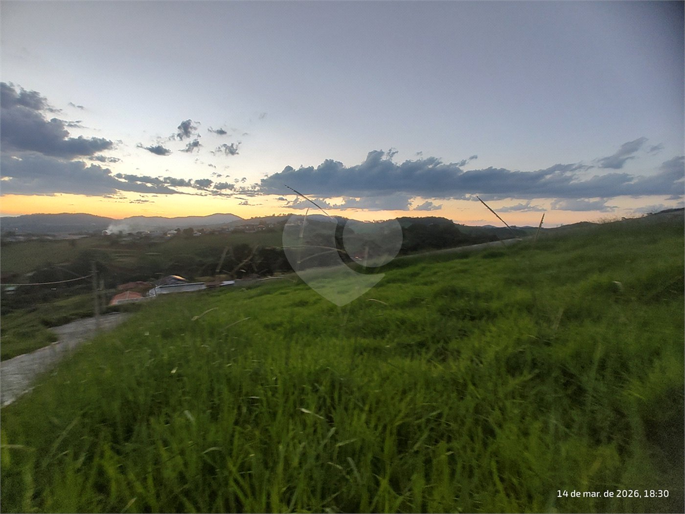 Terreno à venda no condomínio Paraíso da Montanha, Piracaia - SP