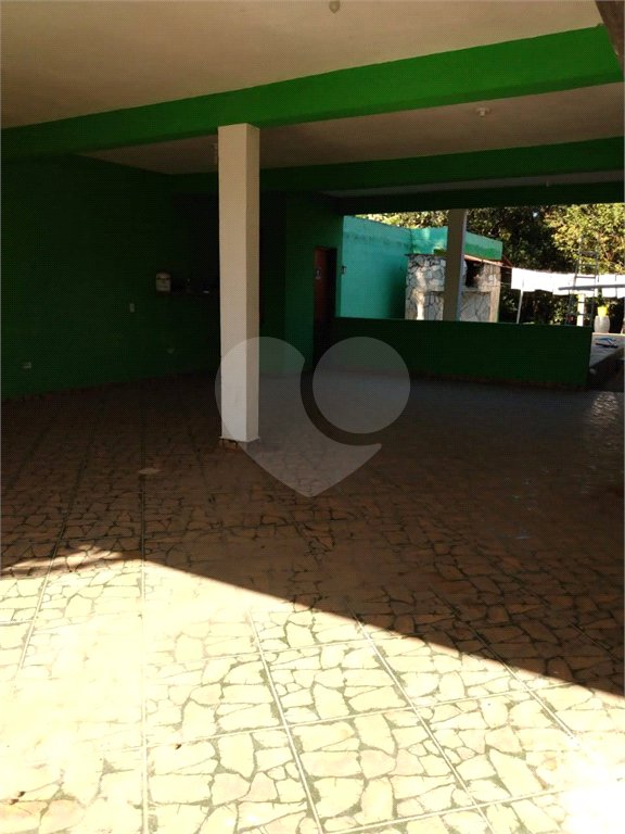 Chácara à venda com 8 quartos em Parque Piratininga, Itaquaquecetuba, SP