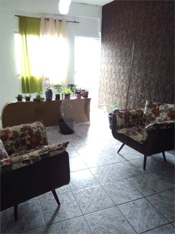 Sobrado à venda com 6 quartos em Horto, São Paulo, SP