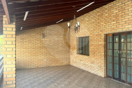 Sobrado à venda com 5 quartos em Bela Vista, Osasco, SP
