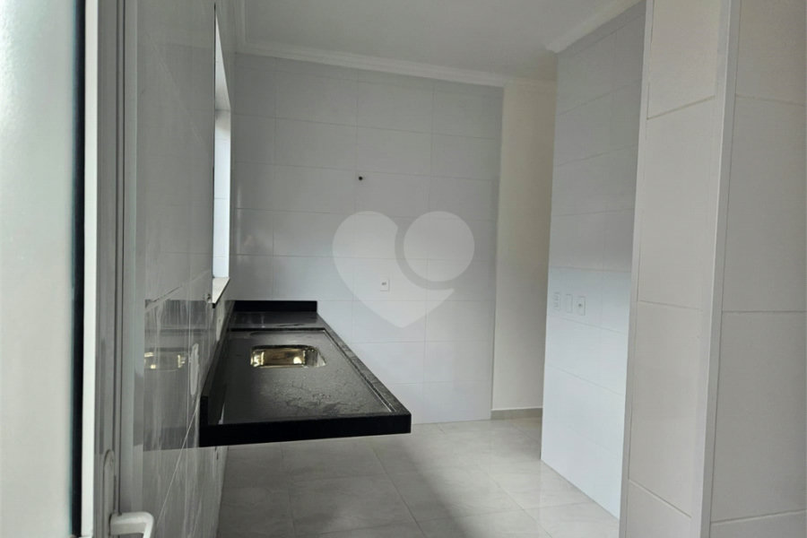 Sobrado à venda com 3 quartos, sendo 1 suíte, em Vila Romero, São Paulo, SP