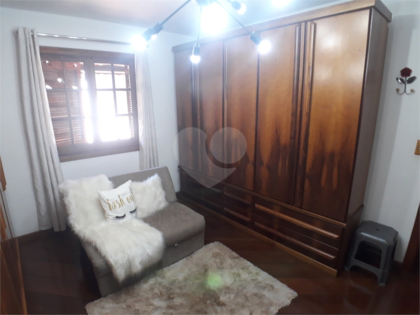 Casa Térrea à venda com 6 quartos, sendo 2 suítes, em Limão, São Paulo, SP