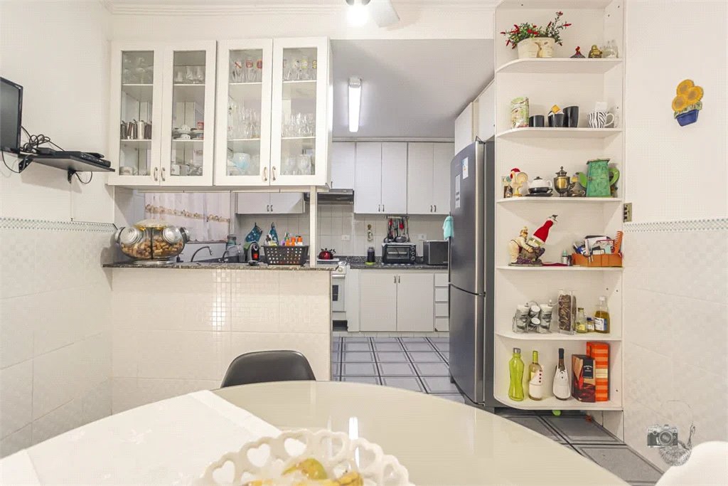 Casa à venda com 3 quartos, sendo 1 suíte, em Vila Leopoldina, São Paulo, SP