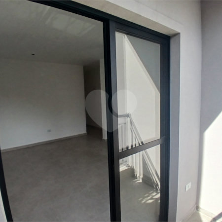 Casa à venda com 2 quartos no condomínio Sintra, São Paulo - SP