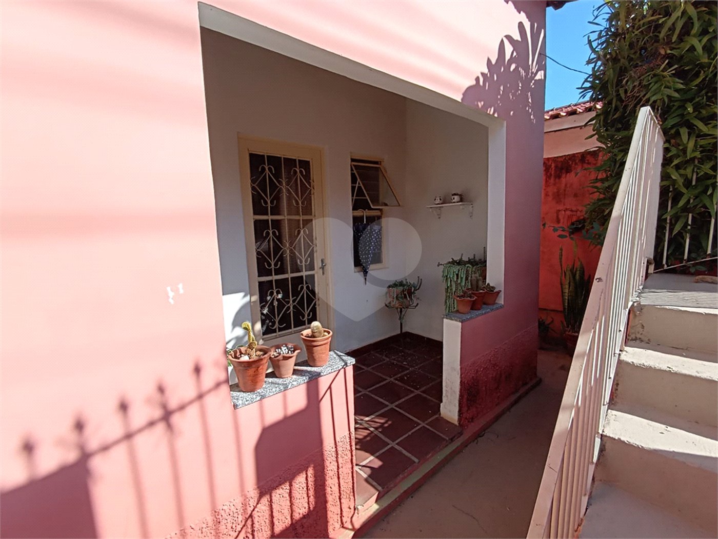 Casa à venda com 5 quartos, sendo 1 suíte, em Jardim Itália, Itapetininga, SP