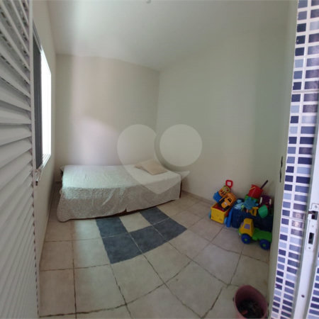 Casa Térrea à venda com 3 quartos em Vila São Paulo, Mongaguá, SP