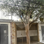 Casa à venda com 3 quartos, sendo 1 suíte,  em Jardim Aeroporto, São Paulo, SP