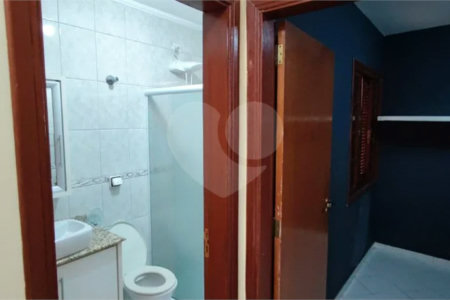 Casa à venda com 3 quartos, sendo 1 suíte, no condomínio Residencial Gabriela, São Paulo - SP