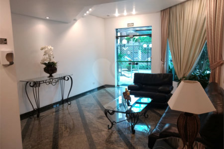 Apartamento à venda com 4 quartos, sendo 2 suítes, em Vila Monumento, São Paulo, SP