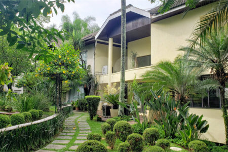 Casa à venda com 4 suítes no condomínio Espaço Natureza, São Paulo - SP