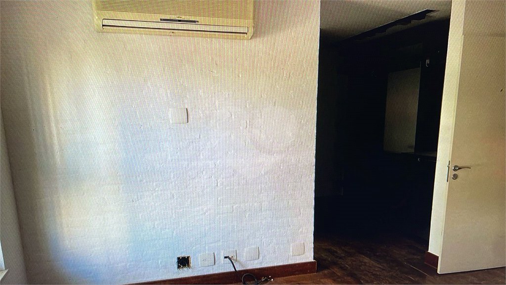 Casa à venda com 4 suítes no condomínio Escape Condominium, São Paulo - SP