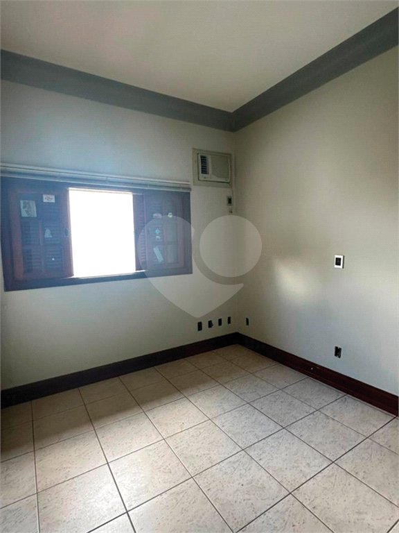 Casa à venda com 5 quartos, sendo 3 suítes, no condomínio Village Terras de Indaiá, Indaiatuba - SP