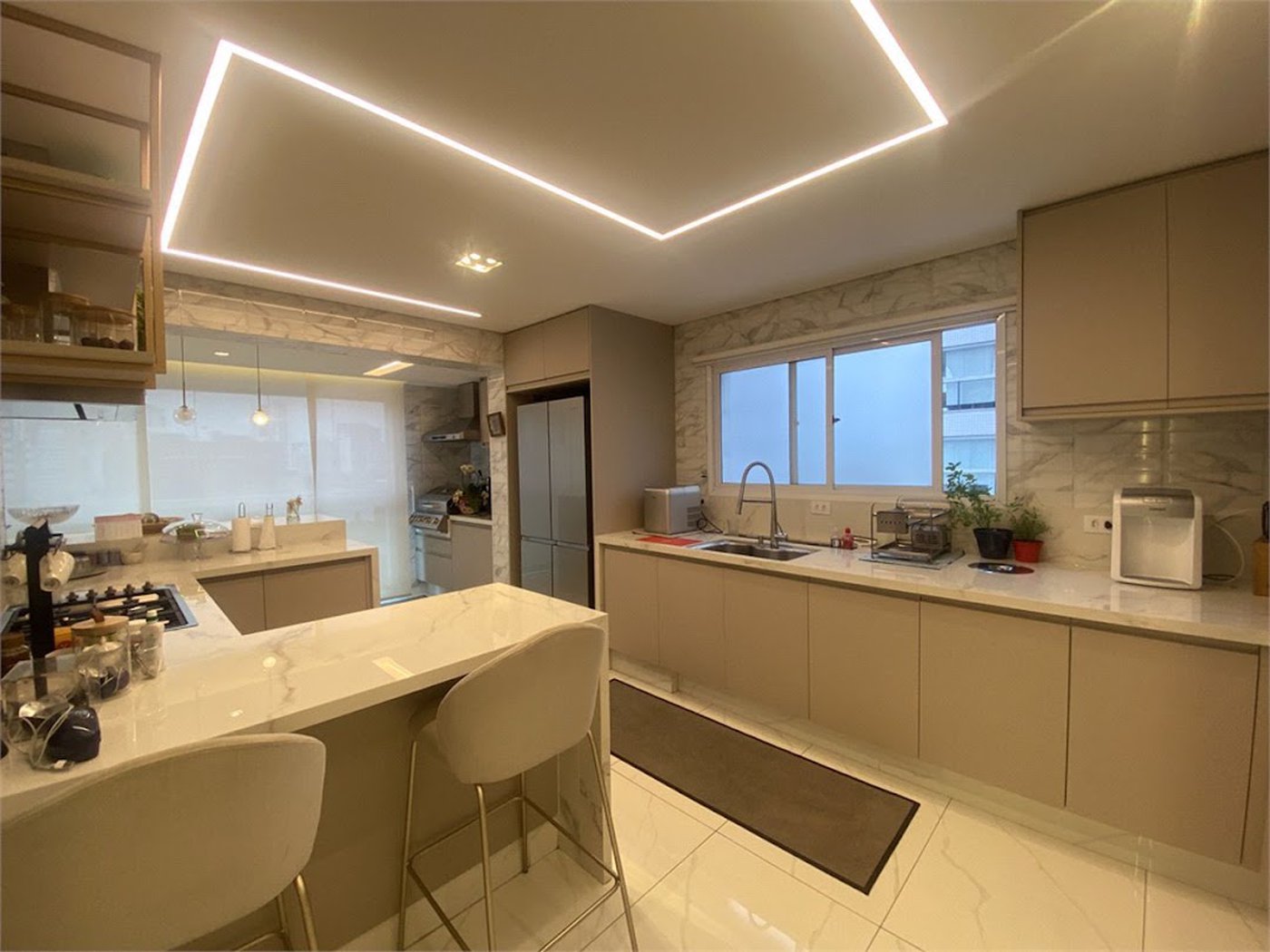 Apartamento Residencial à venda, Embaré, Santos - AP0945.