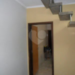 Sobrado à venda com 3 quartos, sendo 1 suíte, em Vila Romero, São Paulo, SP