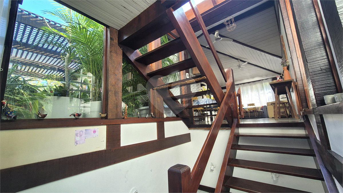 Casa em condomínio à venda com 4 quartos, sendo 3 suítes,  em Geribá, Armação dos Búzios, RJ
